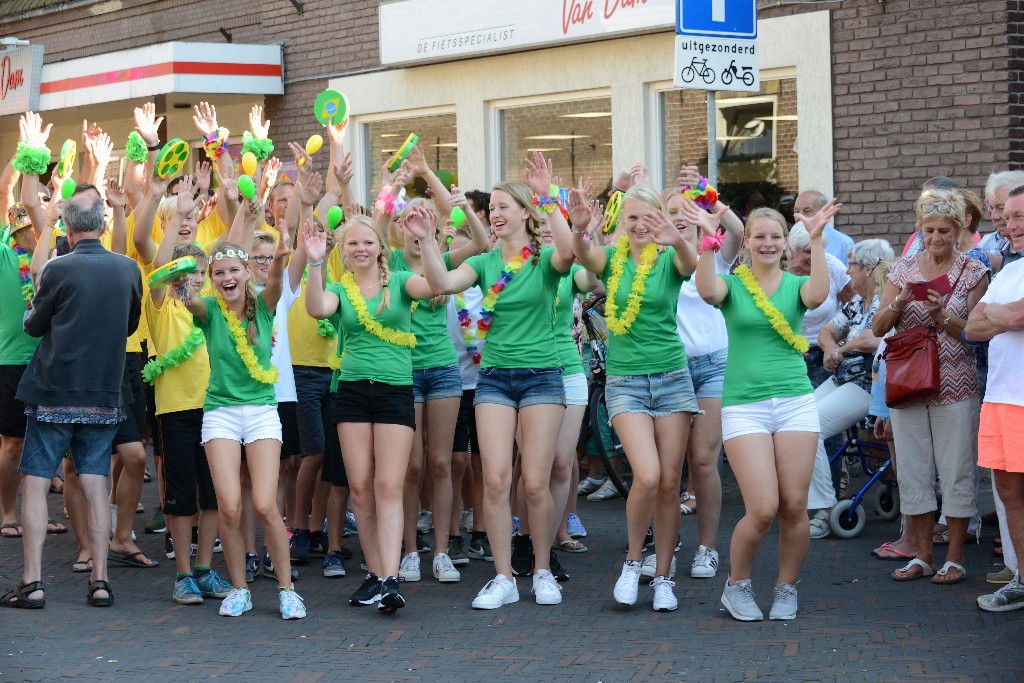 ../Images/Zomercarnaval Noordwijkerhout 2016 222.jpg